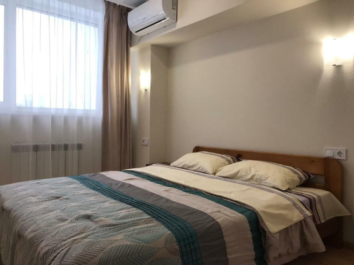 New Quiet Place In Kiev Exterior photo